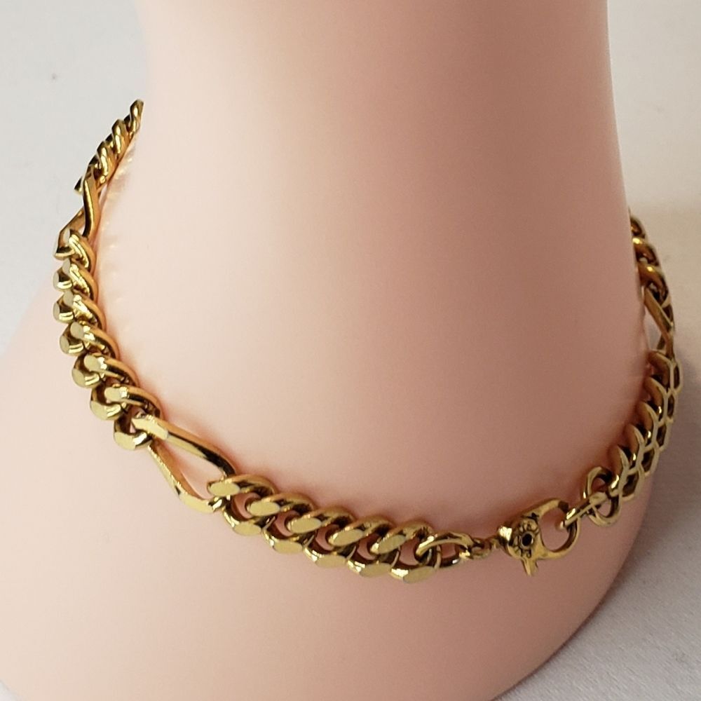 Gold chain link bracelet with Diamond cuts